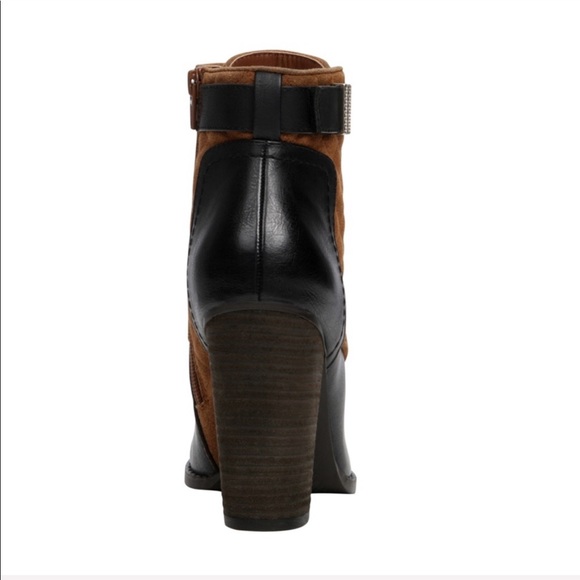 Quilted Lace Up Military High Heel Ankle Booties - Picture 3 of 3